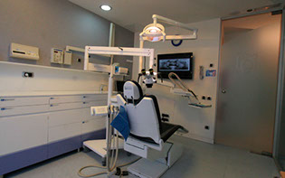CLÍNICA DENTAL FERNÁNDEZ